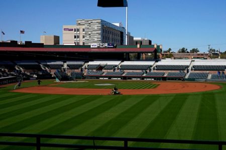 Dodgers Neighborhood Camps