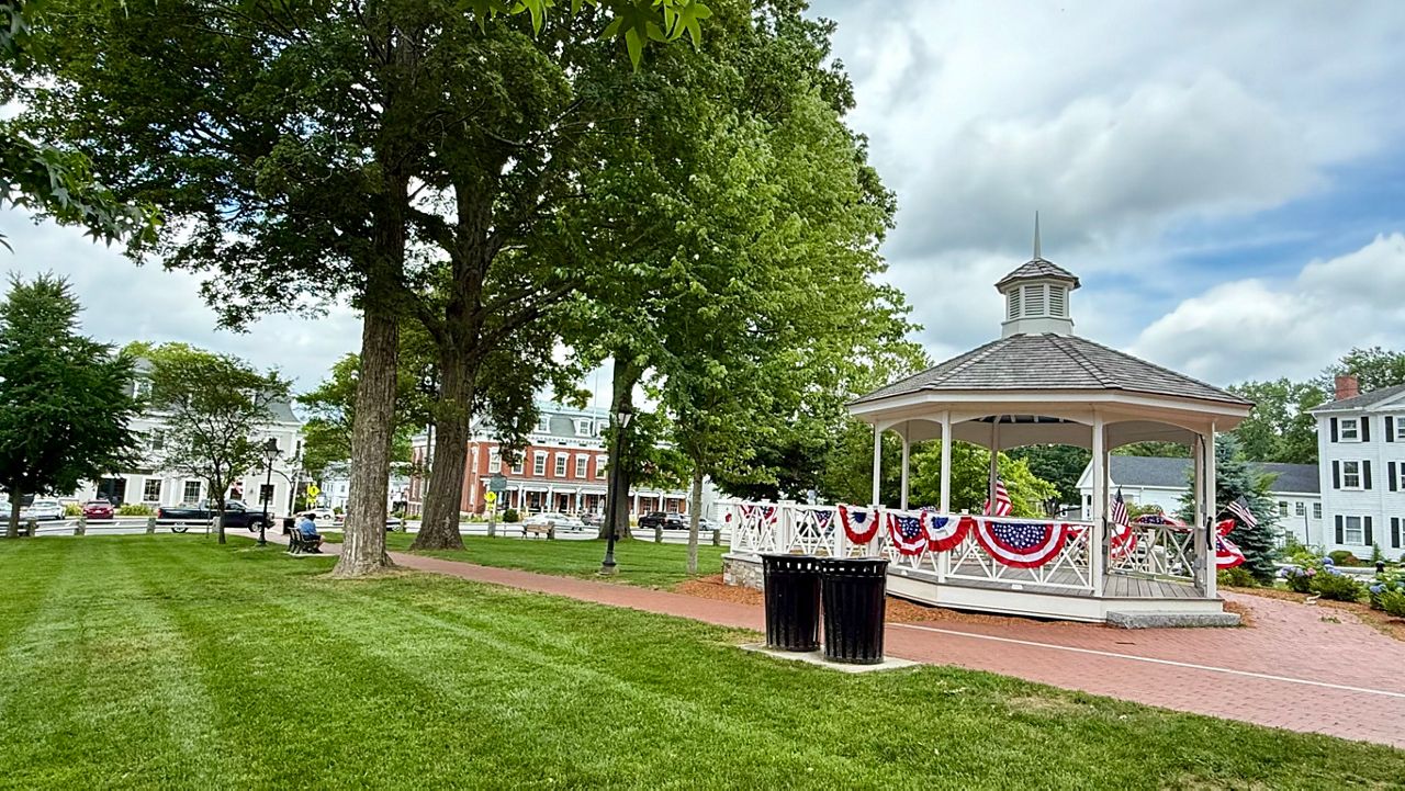 The Grafton common is dressed in red, white, and blue to welcome hundreds of parade goers on Friday. (Spectrum News1/Meghan Parsons)