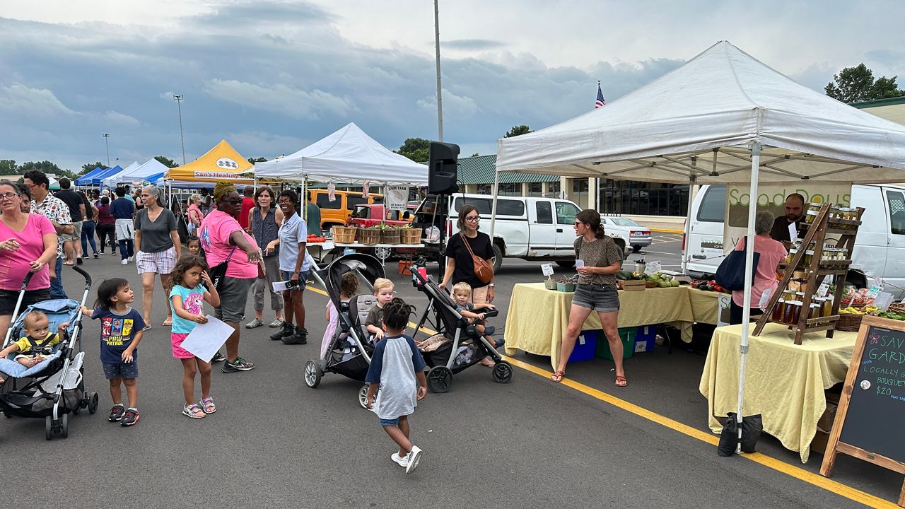 Lexington Farmer's Market Gardenside Summer Festival - LexFun4Kids