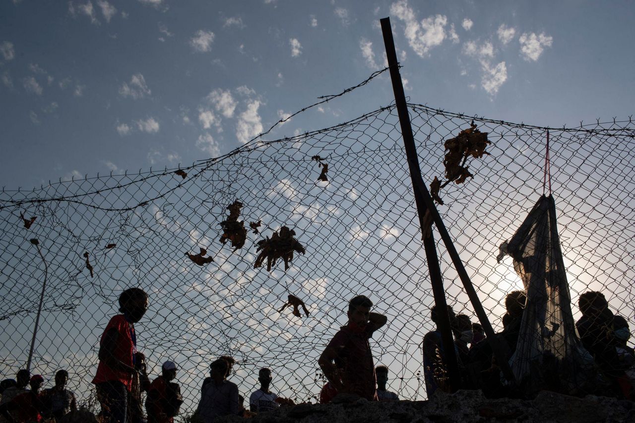 Greece: Homeless migrants will be housed 'in coming days'