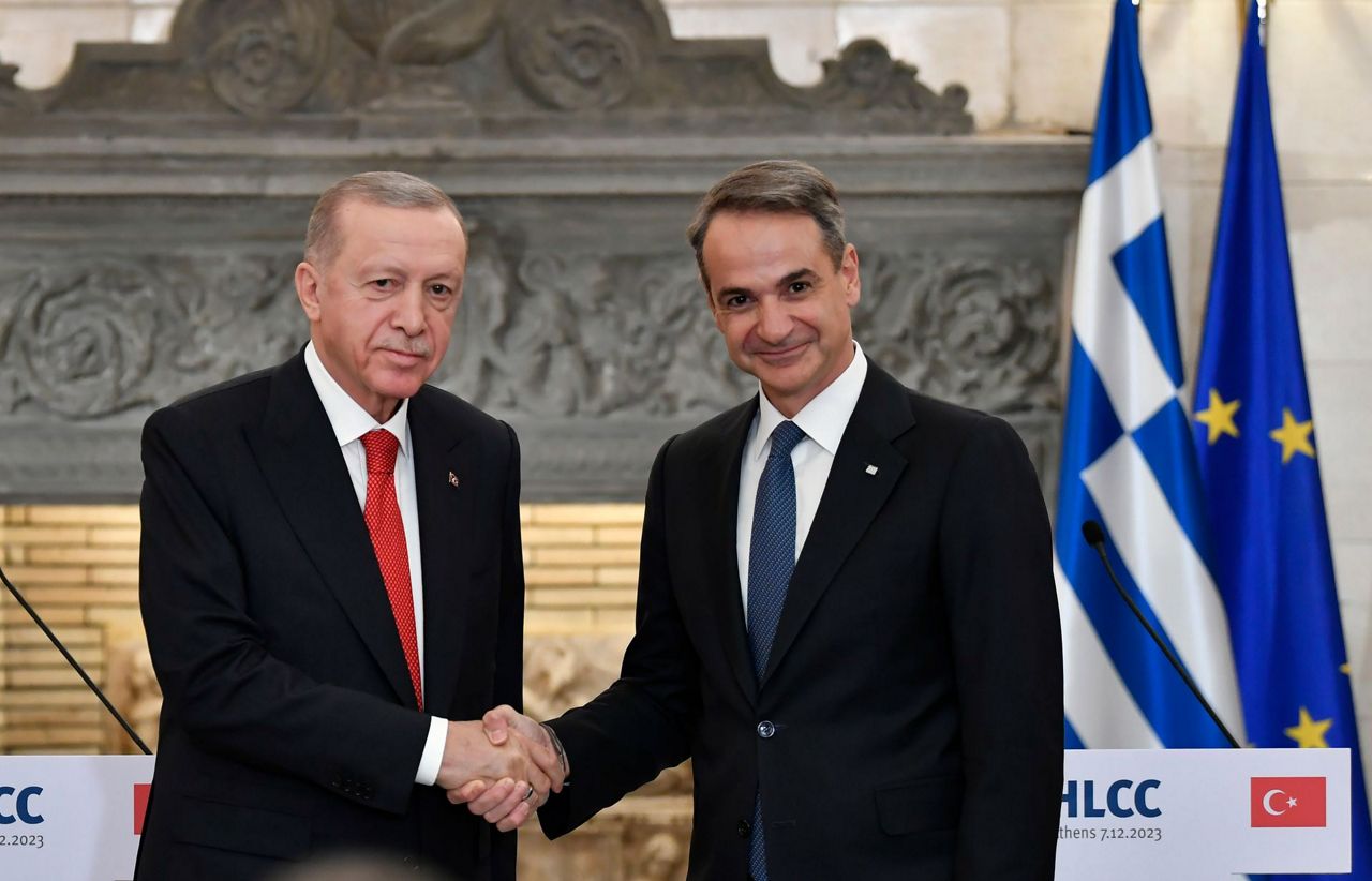 Turkish, Greek leaders signal markedly improved ties between the two