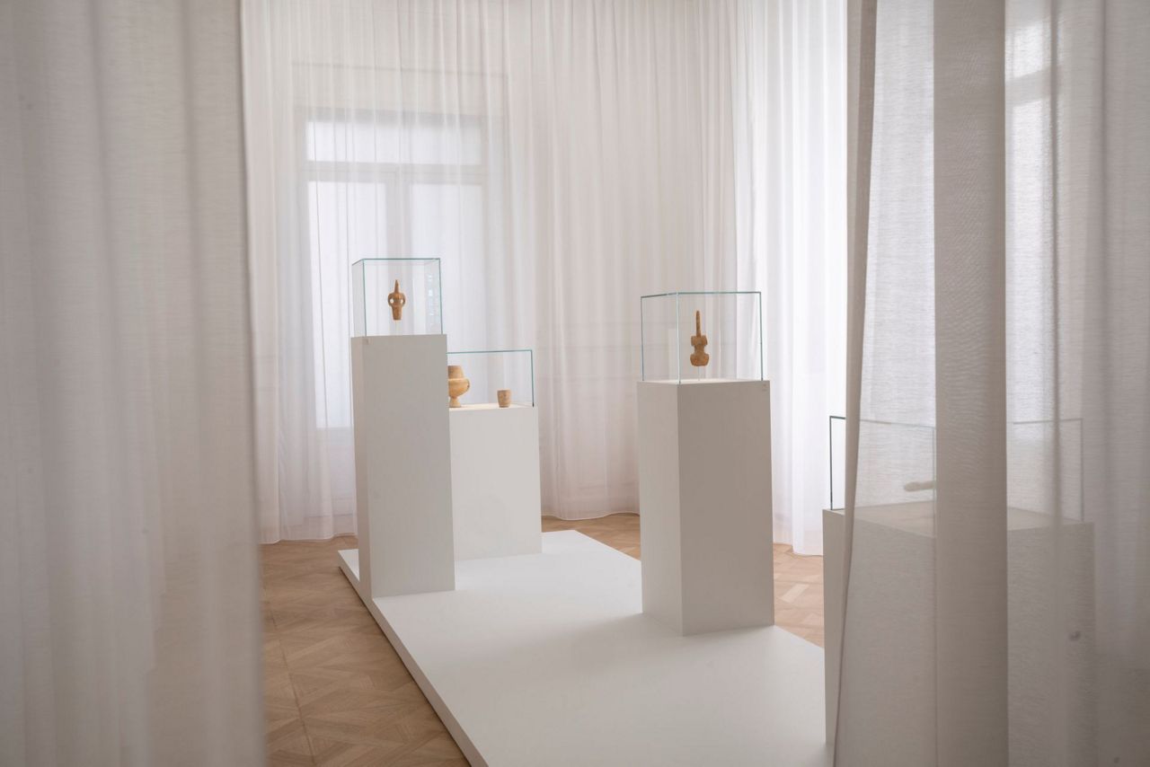 Greek museum displays 1st batch of artworks recouped from US