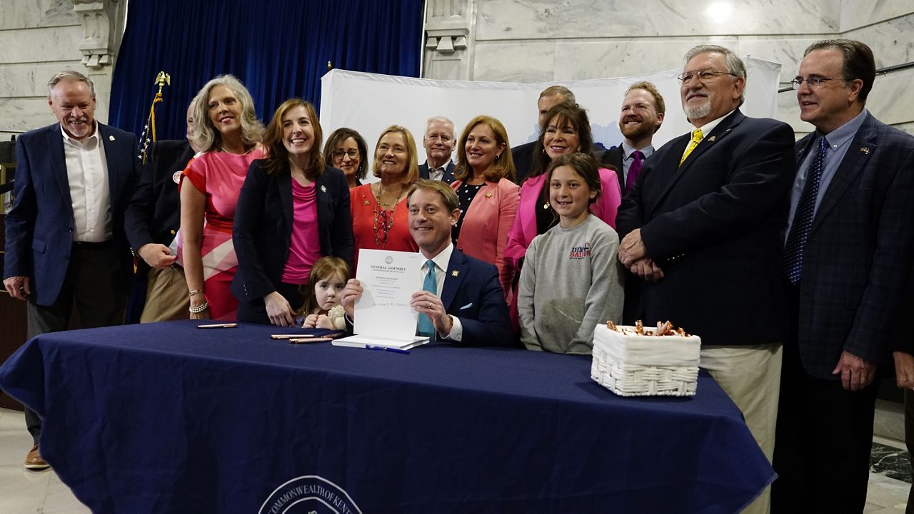 New state law clears way for freestanding birth centers in Kentucky 