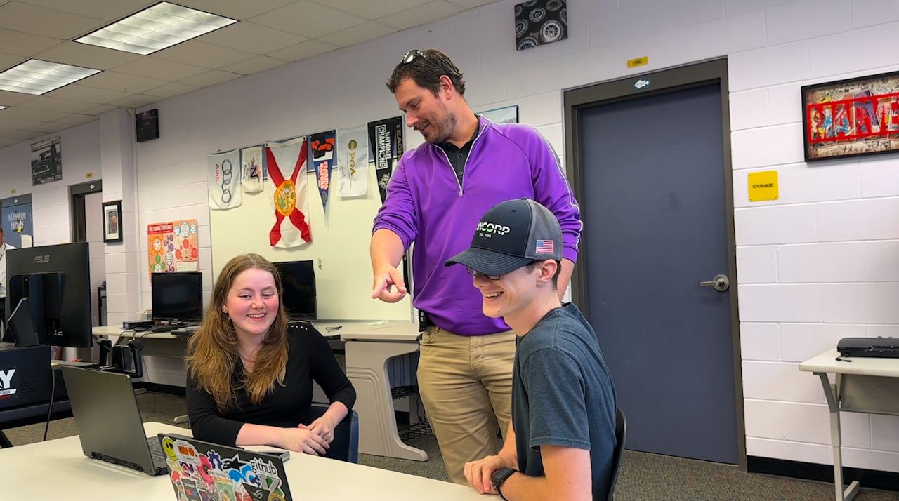 Hernando High School students are putting their knowledge for computer coding to the test. (Spectrum News)