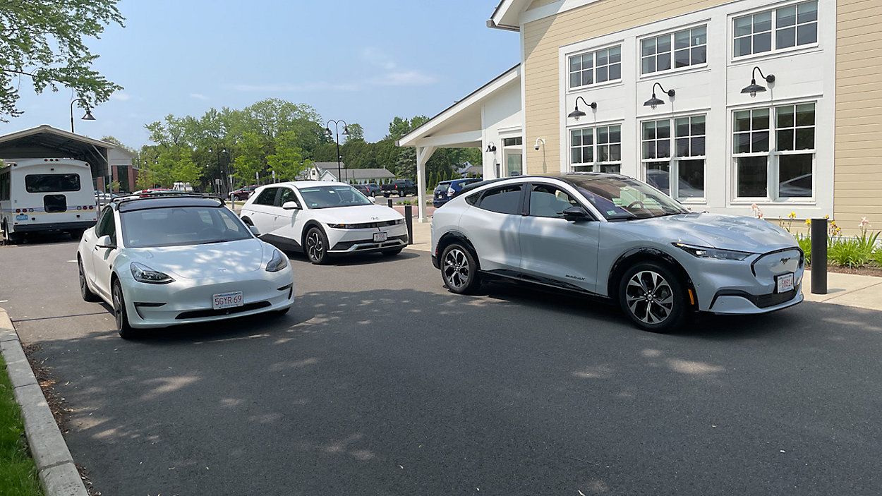 Hadley Senior Center hosts electric vehicle demonstration