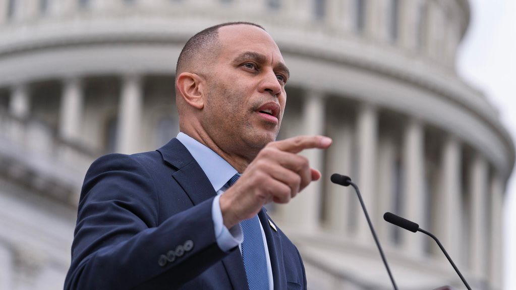 Jeffries says Republicans are lying about cuts to Medicaid