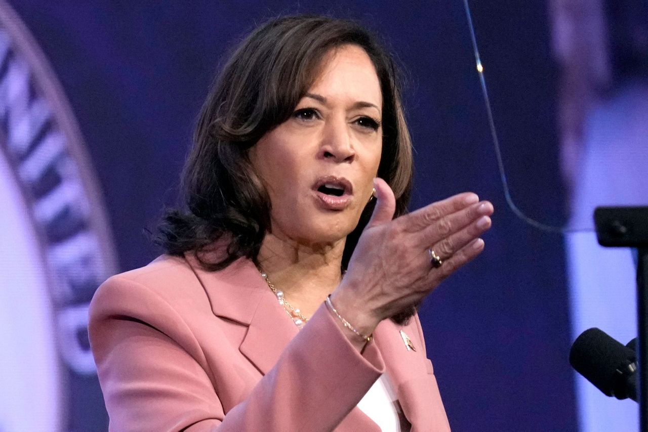 Harris says new rule means 'thousands of extra dollars' for workers on federal con­struction projects