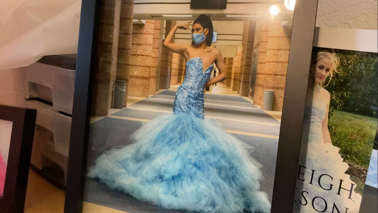 North Texas high school crowns first LGBTQ+ prom king - Vimarsana News