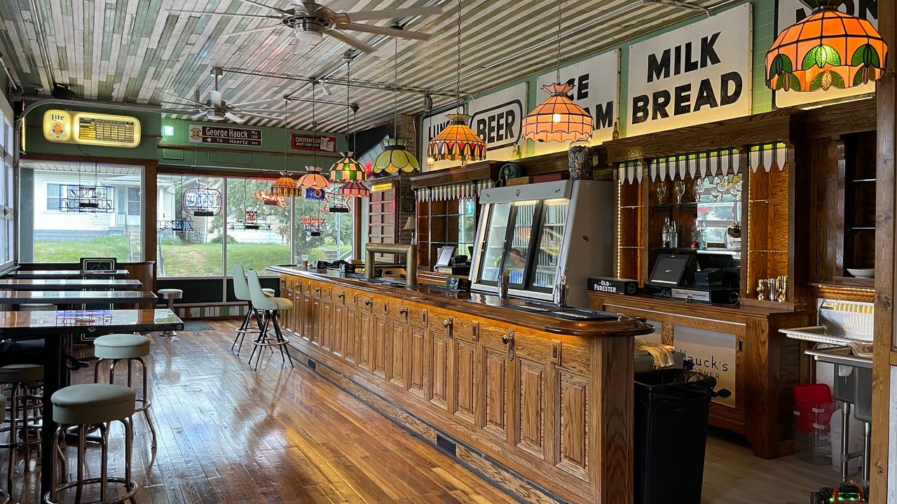 Hauck's Handy Store to reopen as bar and restaurant