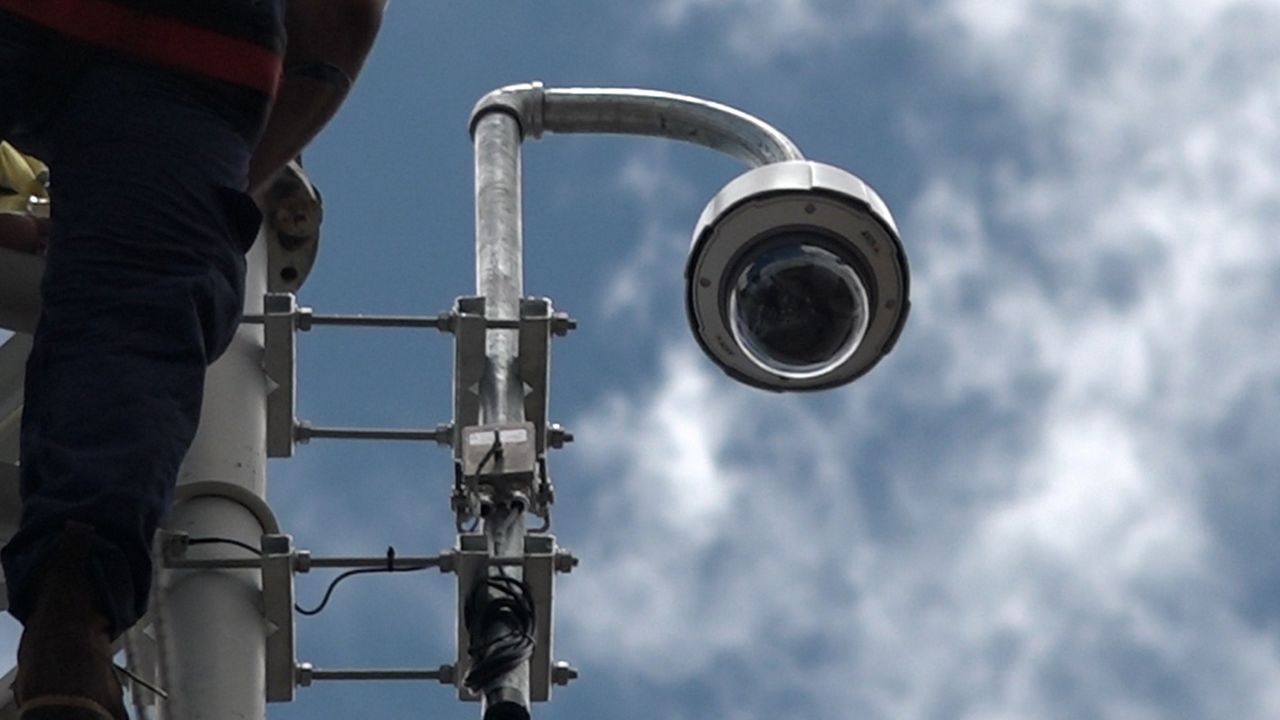 HECO is installing video cameras with artificial intelligence technology near the company's equipment in order to detect early signs of fire. (Photo courtesy of Hawaiian Electric)