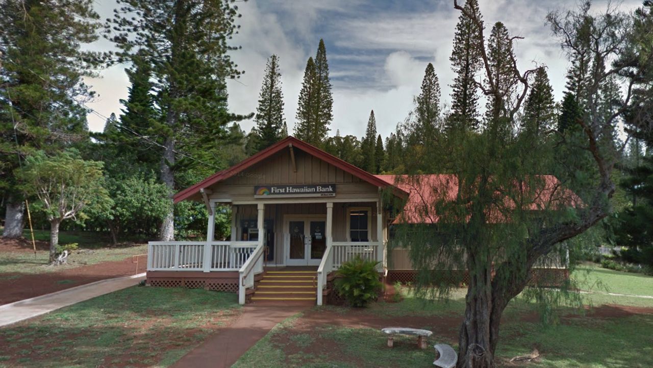 First Hawaiian Bank's former Lanai Branch at 644 Lanai Avenue. (Google Street View)