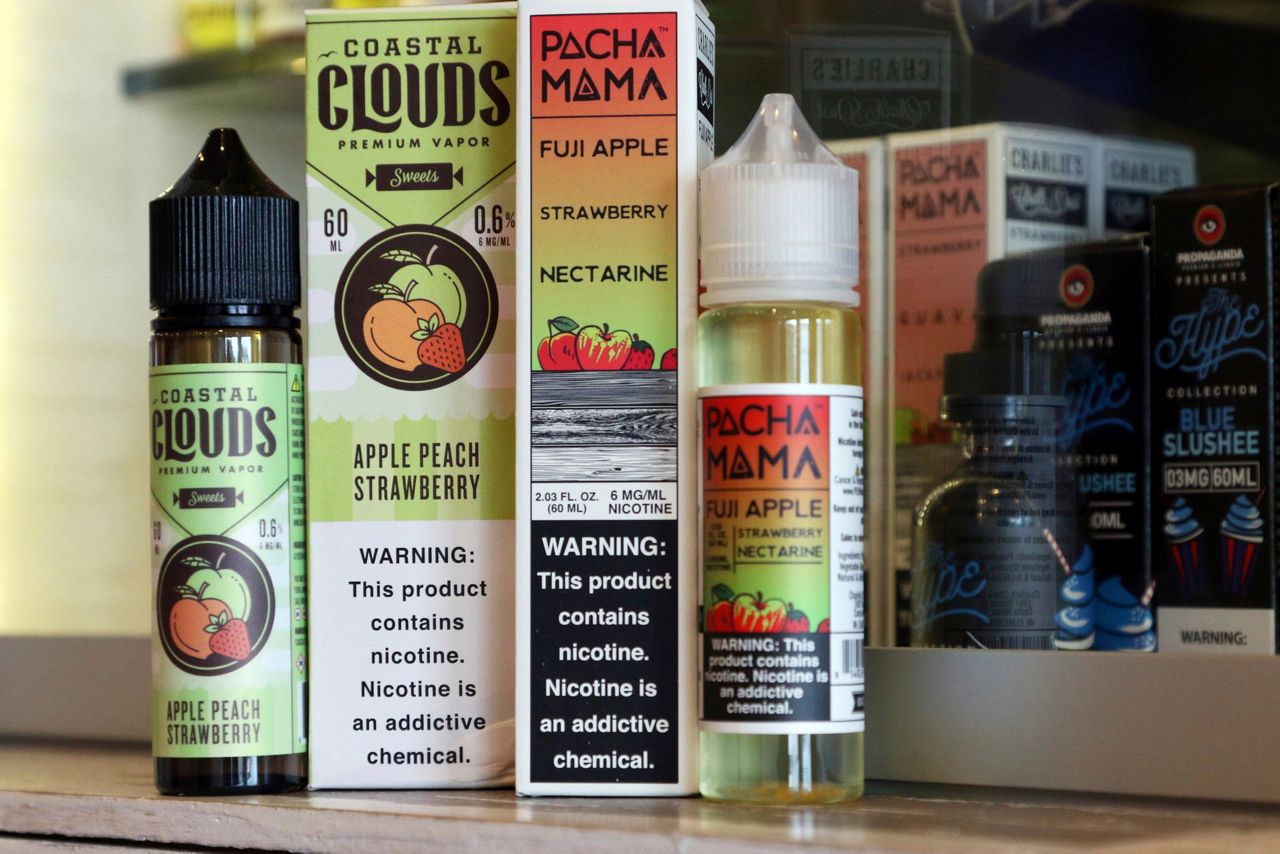 Hawaii weighs nation's first statewide ban on ecig flavors