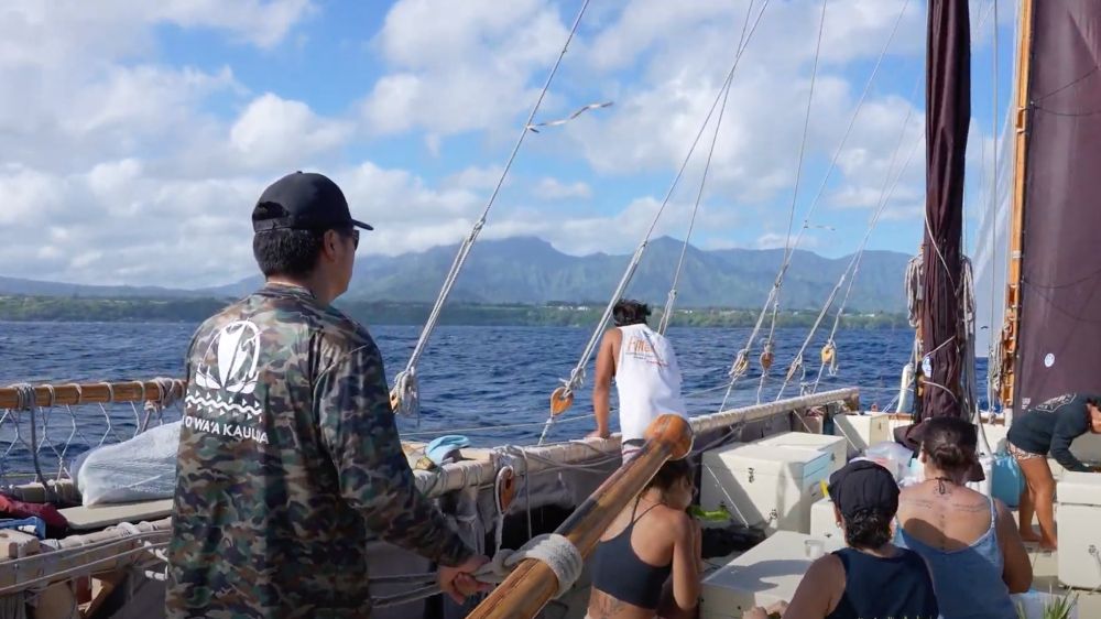 Hōkūleʻa in Hanalei, 1st stop on the Pae ʻĀina Statewide Sail