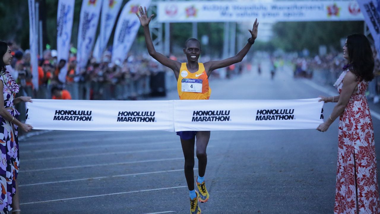 Kenya's Paul Lonyangata won the 2023 Honolulu Marathon with an official time of 2:15:42 at Kapiolani Park on Sunday morning.
