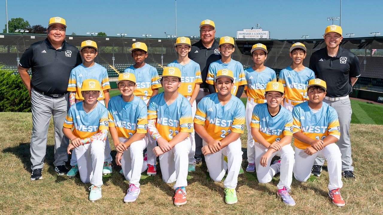 https://s7d2.scene7.com/is/image/TWCNews/Hawaii_LLWS_courtesy_HI_0815_Cropped