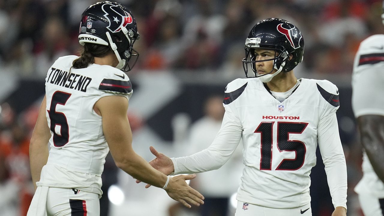 Fairbairn Sets NFL Mark In Helping Texans To 2-0 Start