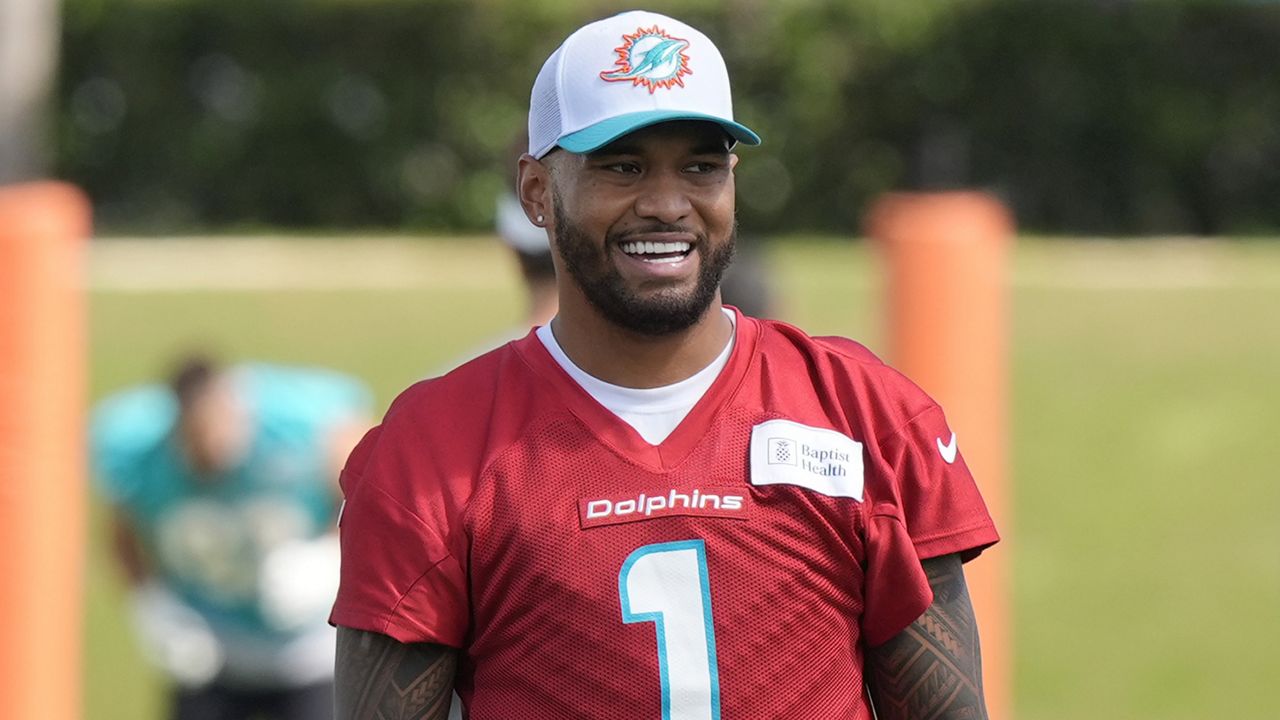 Tua clears concussion protocol, to start Sunday for Dolphins