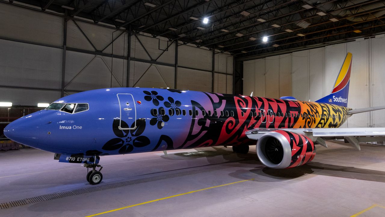 Southwest Airlines unveils new Hawaii themed aircraft livery