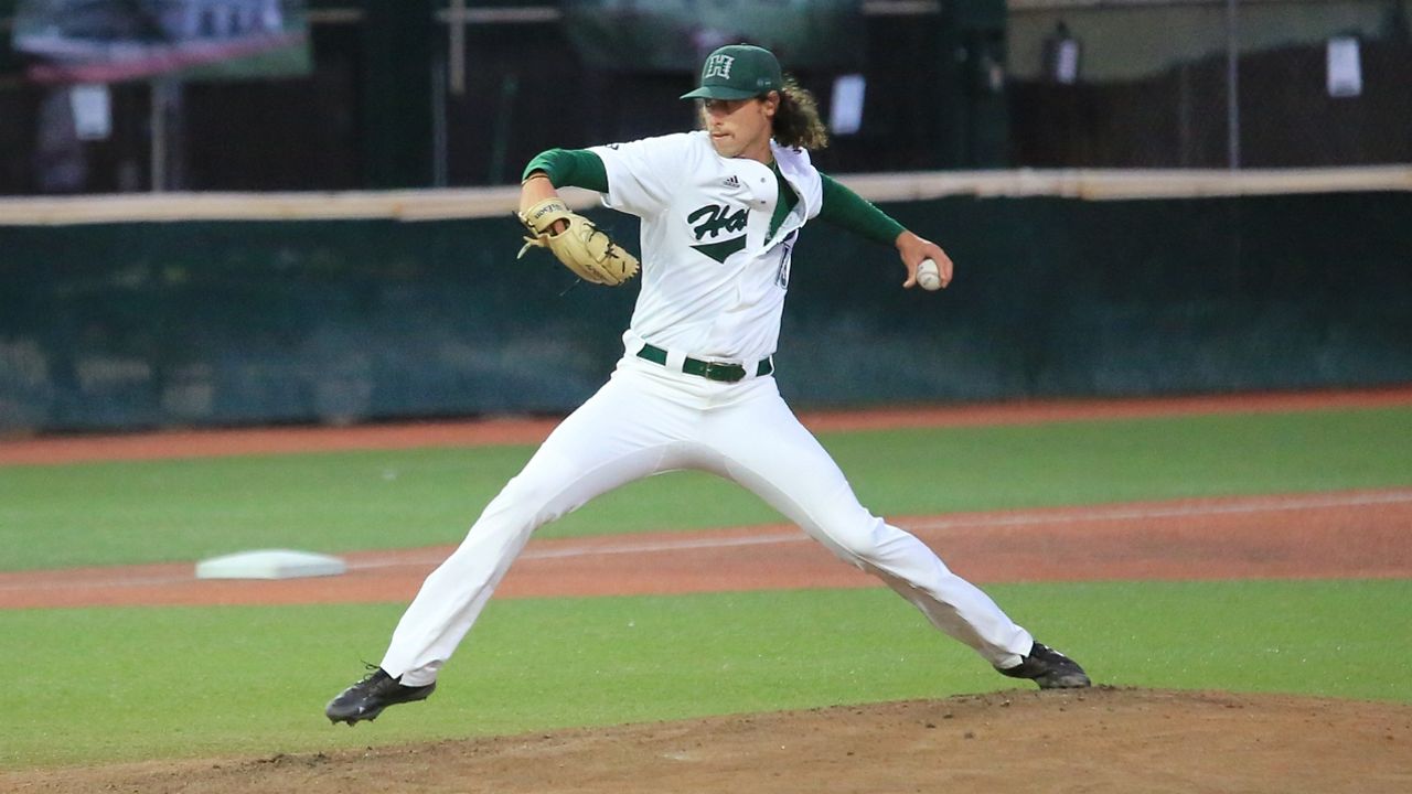 Abshier holds down Rice, Hawaii baseball evens series on Miyao's homer