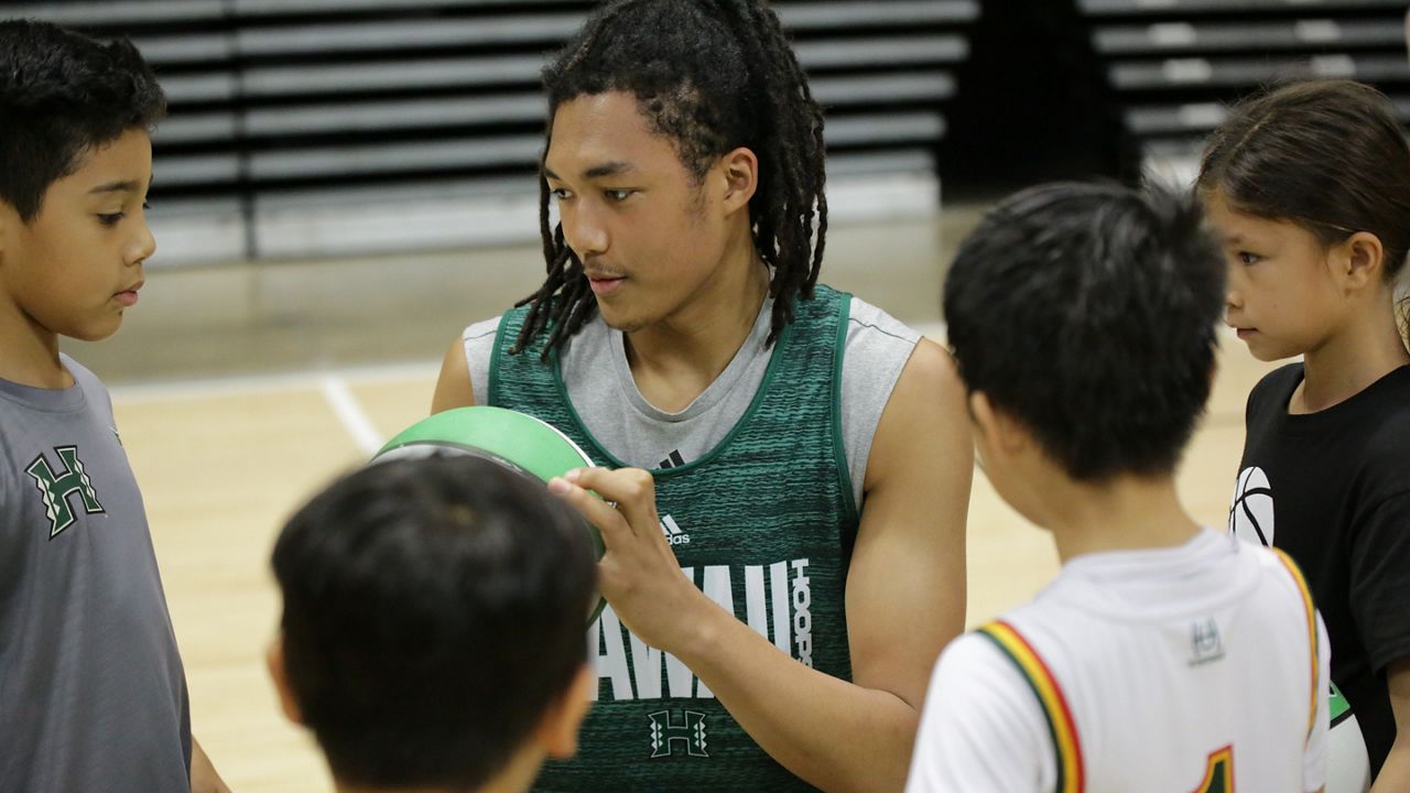 Hawaii men's basketball readies for foreign tour of Japan