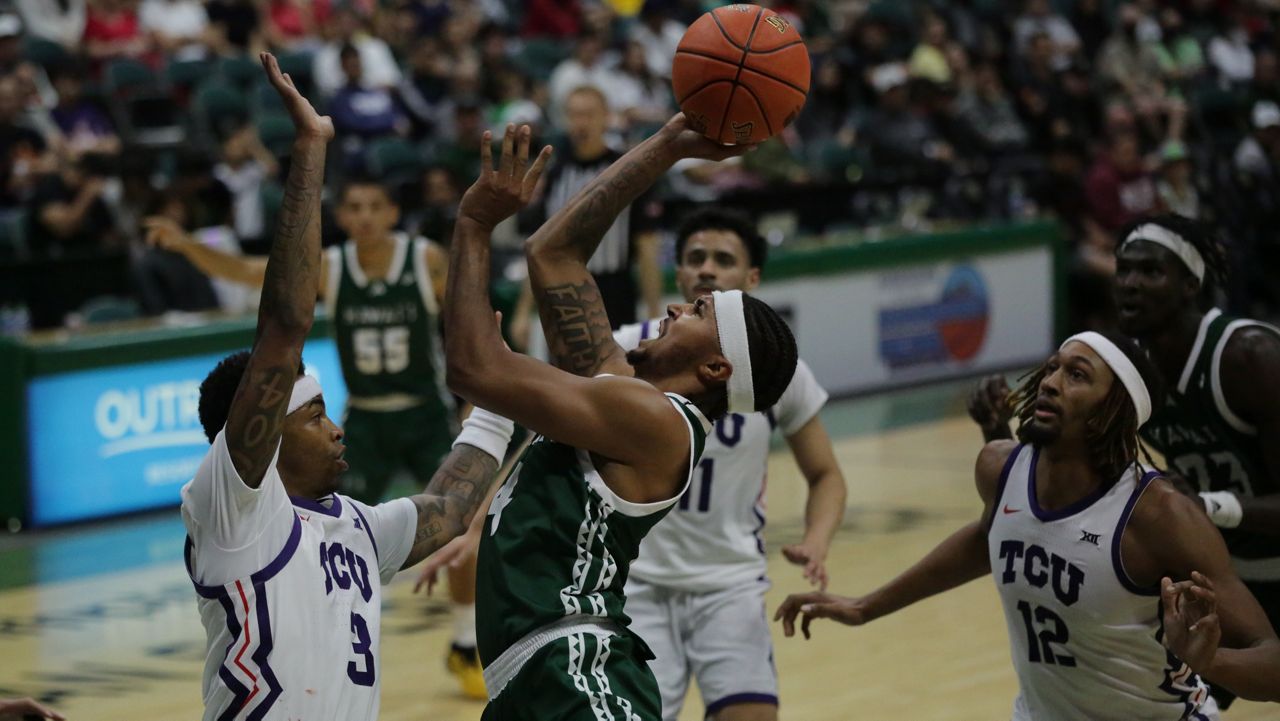 TCU puts clamps on Hawaii basketball on final day of DHC