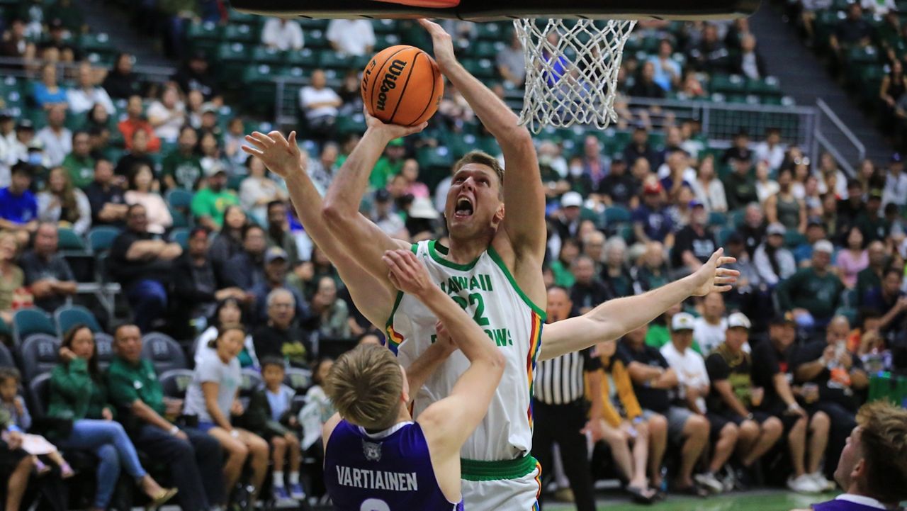 Hawaii center Tanner Christensen poured in 20 of his 25 points in the first half against Weber State on Sunday night.