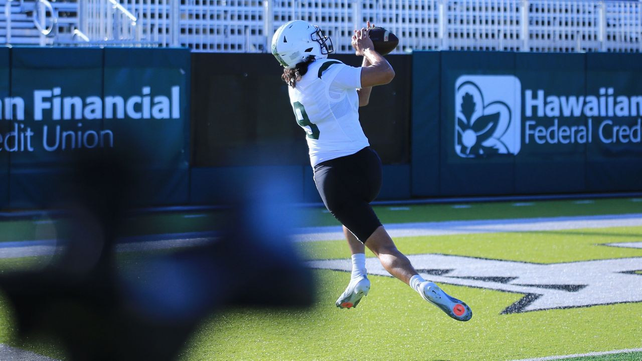 For Hawaii football team, earliest spring ball part of drill
