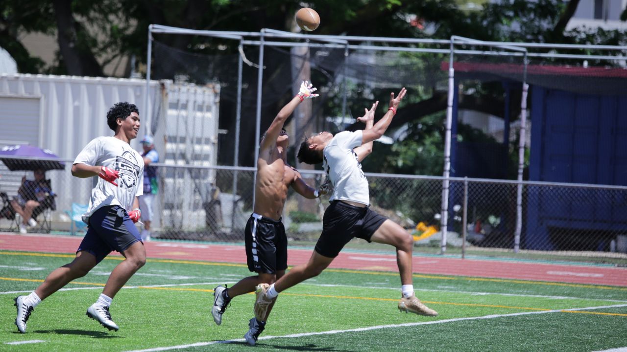 Jesse Sapolu, June Jones impressed by talent at GPA camp