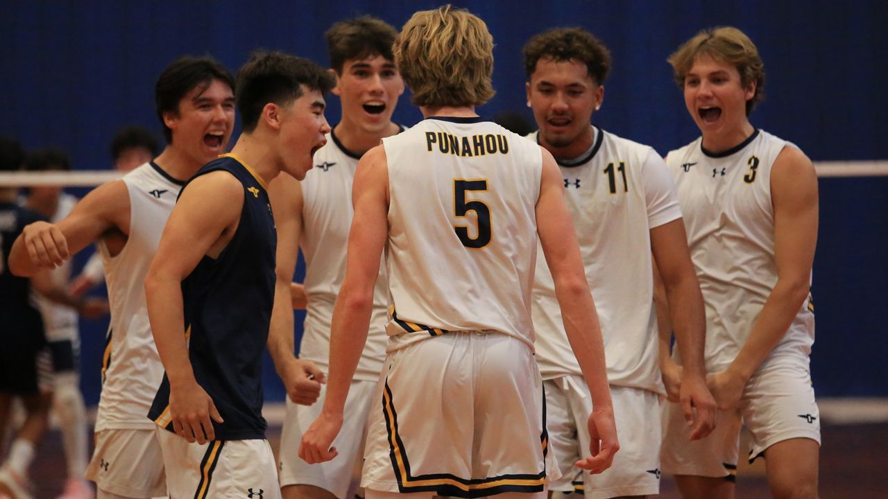 Punahou boys volleyball sweeps Kamehameha for state berth