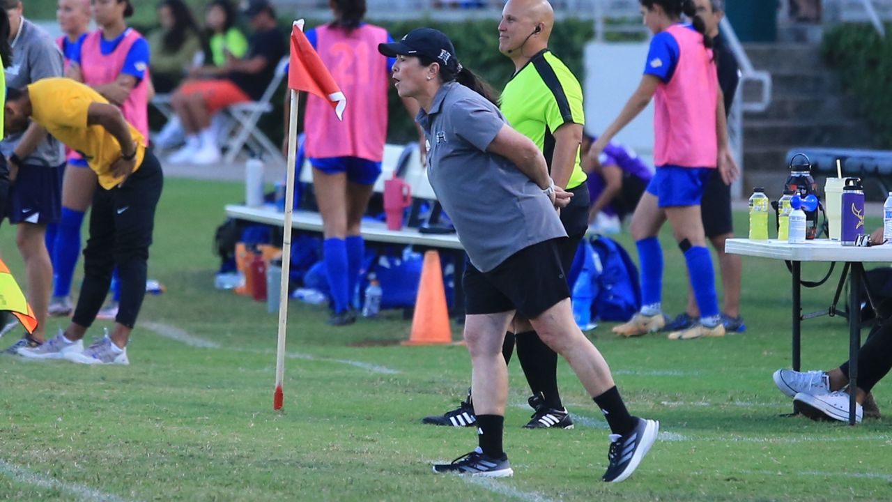 Hawaii soccer coach Michele Nagamine shouted instructions for her team against UC Riverside on Sunday.