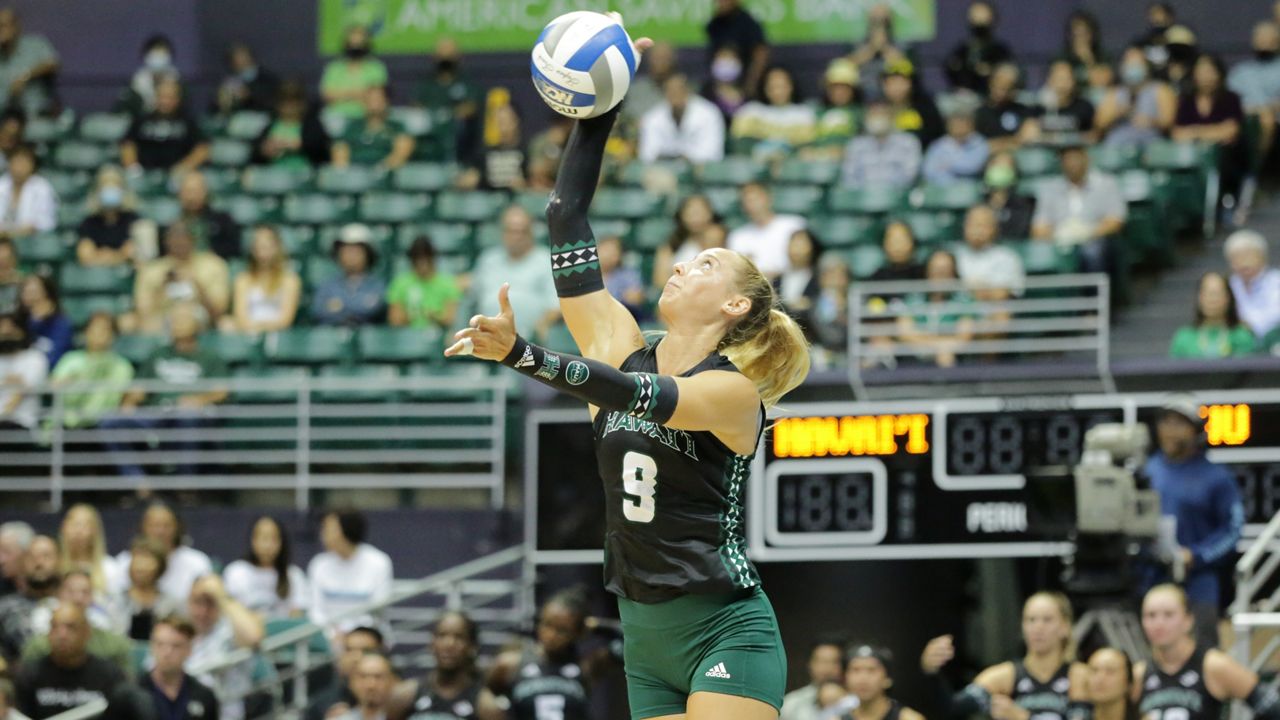 Hawaii hitter Tali Hakas lofted a serve against Northwestern in the 2023 season opener at SimpliFi Arena at Stan Sheriff Center last August.