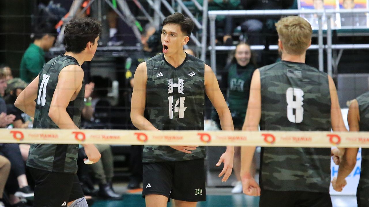 Hawaii women's volleyball team collapses against TCU