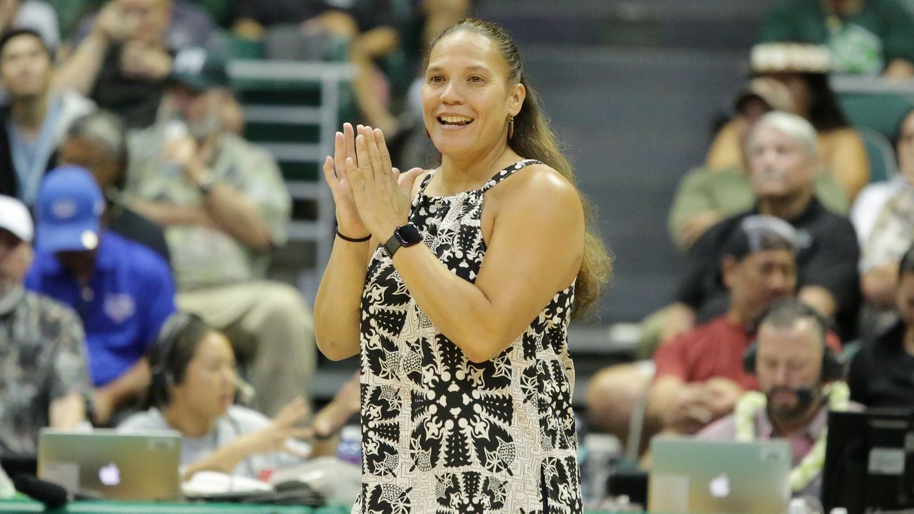 Pepperdine women's discount volleyball coach