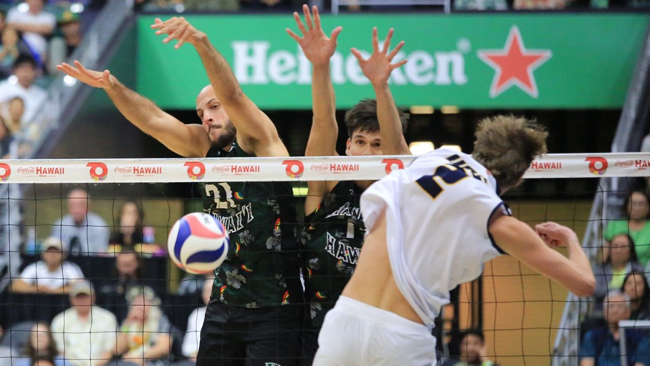 UH men's volleyball outlasts UCSB on emotional senior night