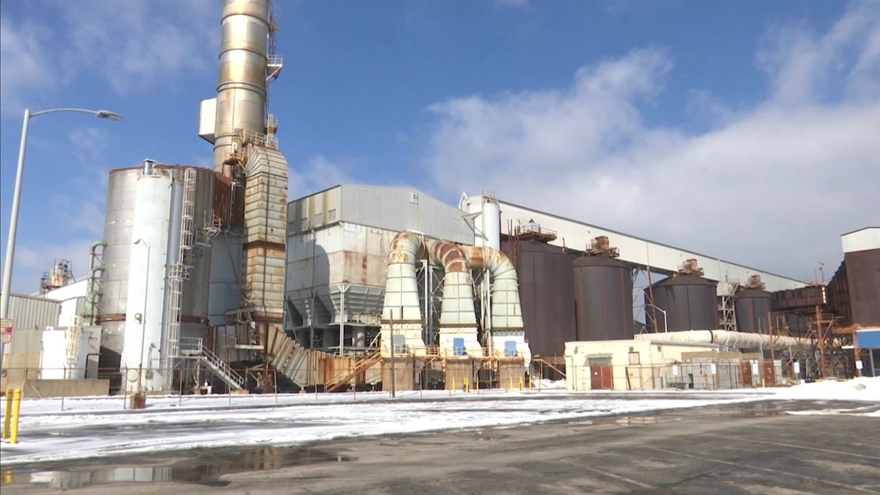 Residents urge Kentucky regulators to reject Hawesville data center power deal