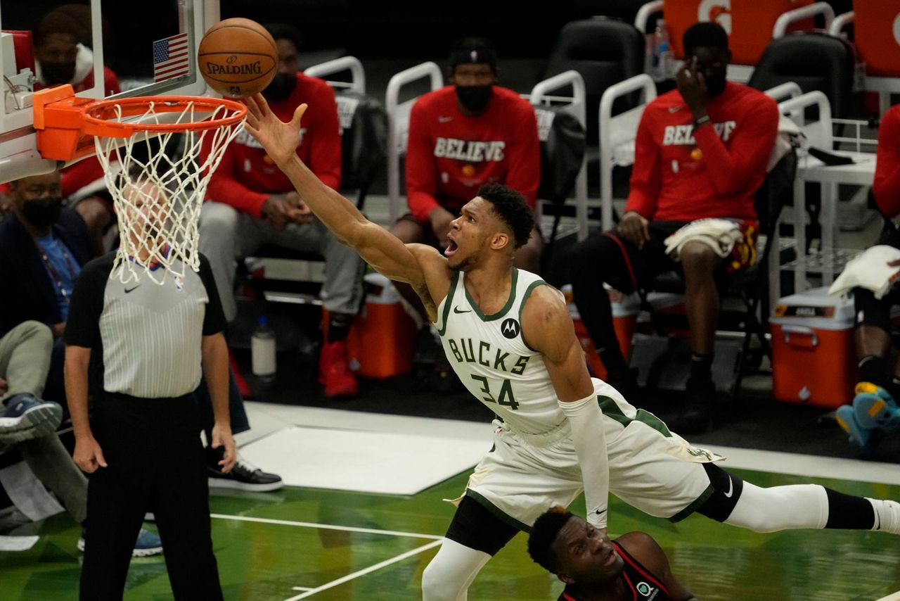 Bucks trounce Hawks 125-91 to tie East finals at 1-1