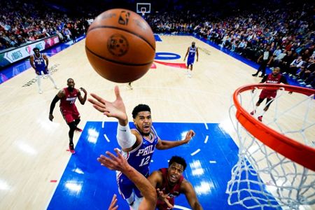 Embiid returns from injury, 76ers beat Heat 99-79 in Game 3