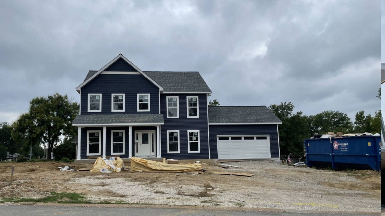 A new home under construction on Mayfair Dr. in Ballwin, Mo. (Spectrum News/Gregg Palermo)