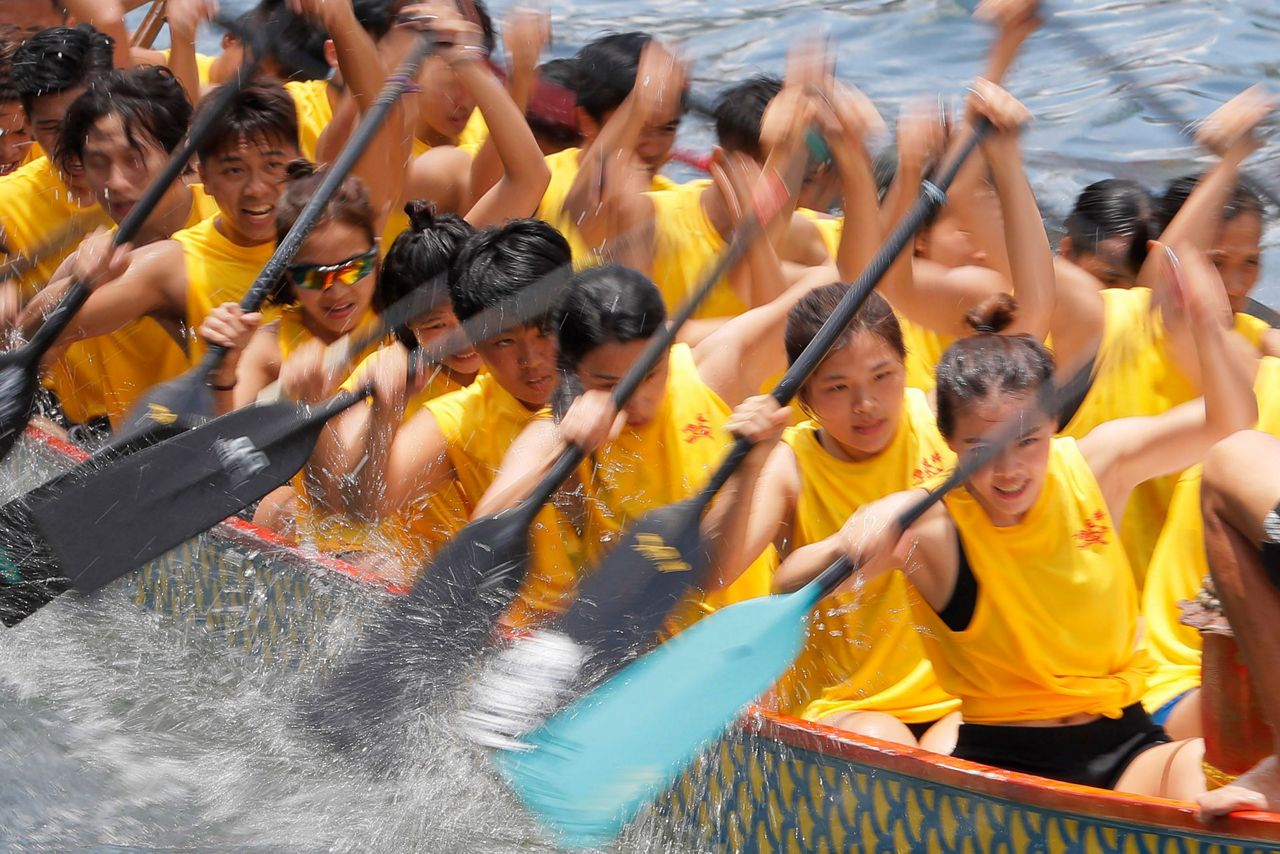 Chinese take to the seas in annual dragon boat races