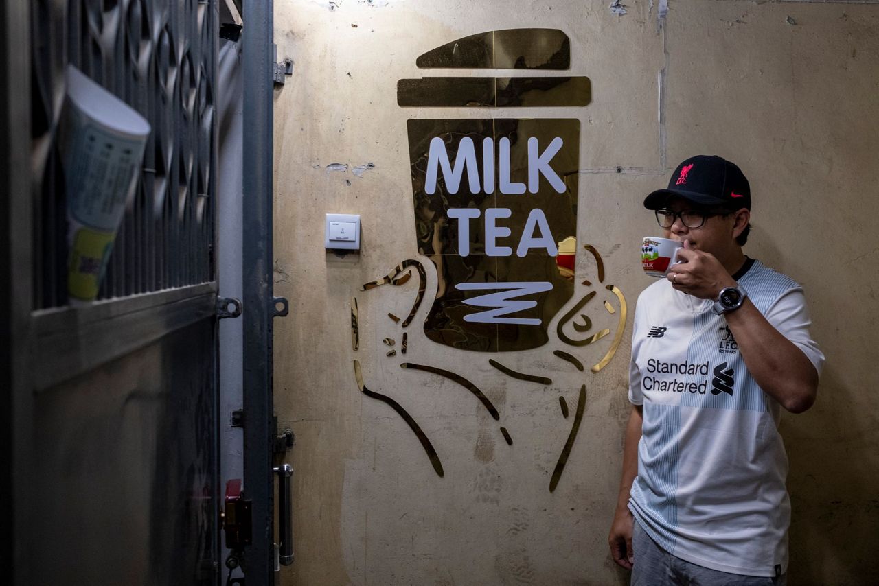 Hong Kong emigres crave taste of milk tea from home - Vimarsana News