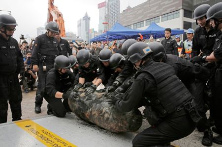 Police defuse WWII bomb found at Hong Kong construction site