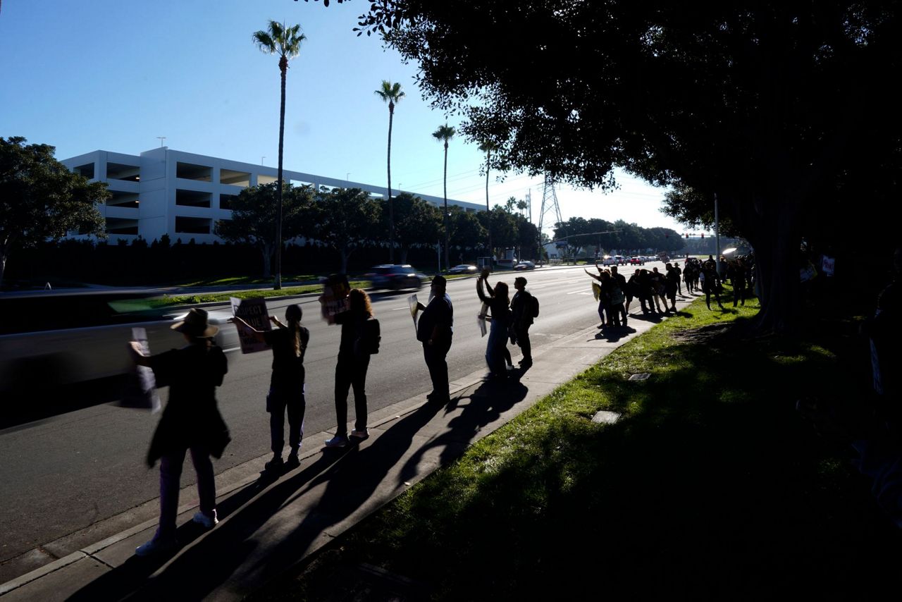 Thousands of US health care workers go on strike in multiple states ...