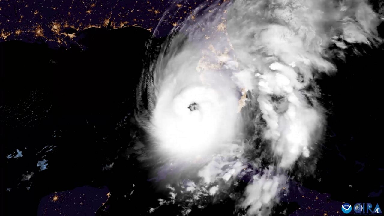 Hurricane Ian approaches Florida's southwest coast in late September, 2022. (NOAA)