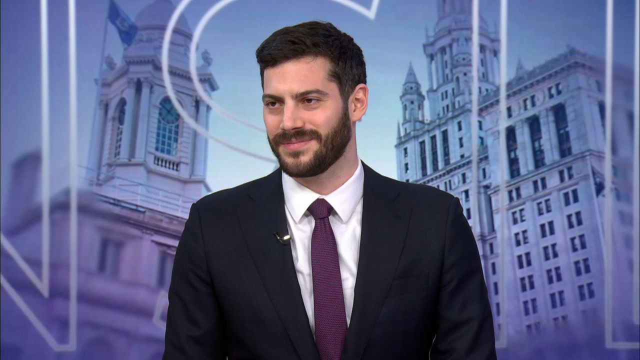 Assemblymember makes pitch to represent Manhattan congressional district