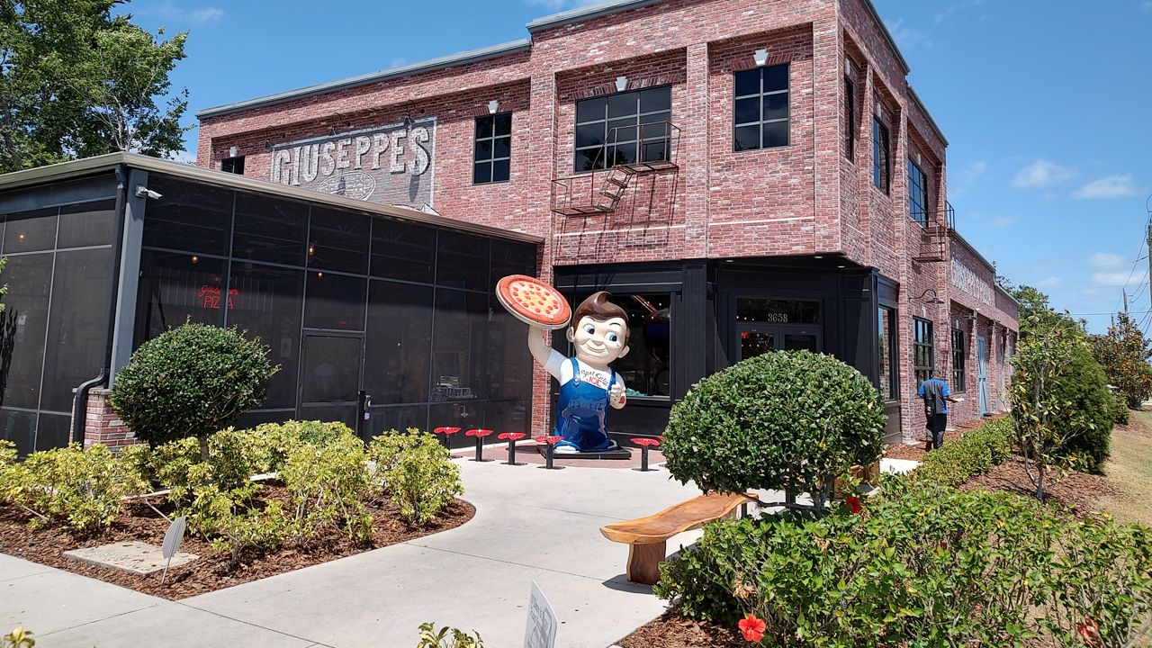 At Giuseppe’s Steel City Pizza, managers are trained on the ONEbox. (Spectrum News)