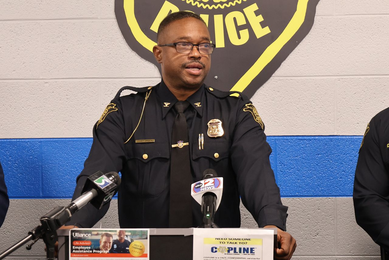 Flint officer shot while intervening in domestic assault