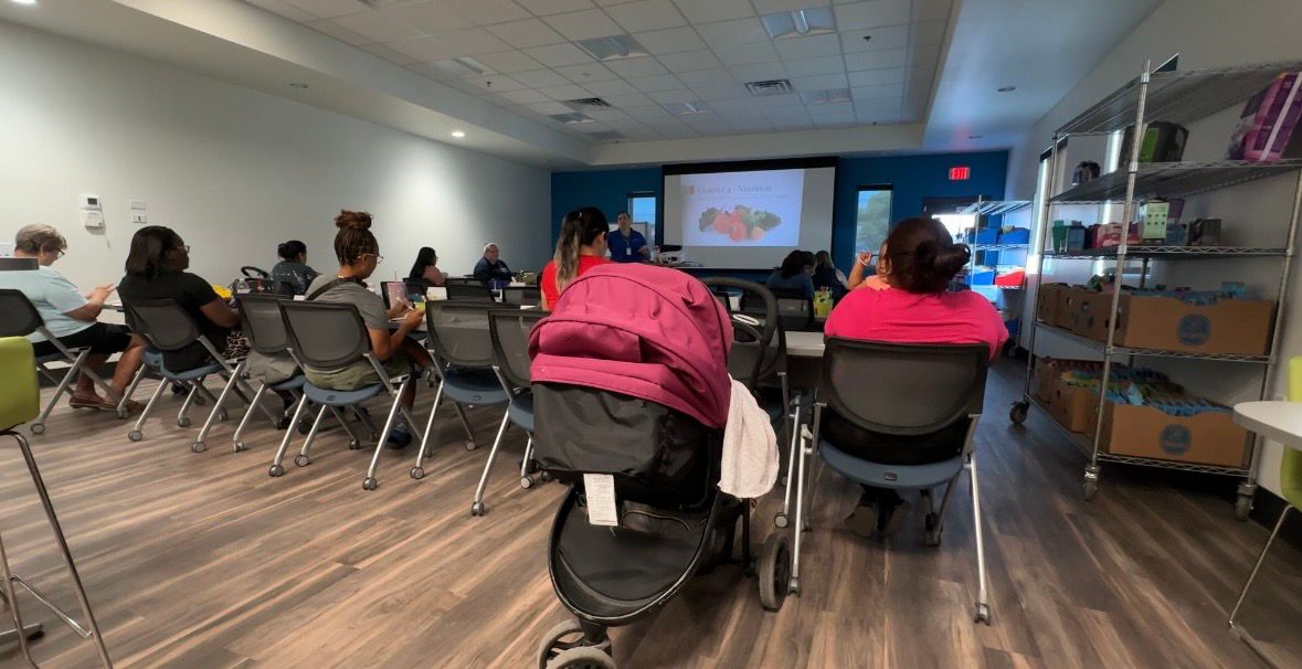 Students gather to learn about eating healthier with The United Food Bank of Plant City's F.E.E.D. program. (Spectrum News/Lizbeth Gutierrez)