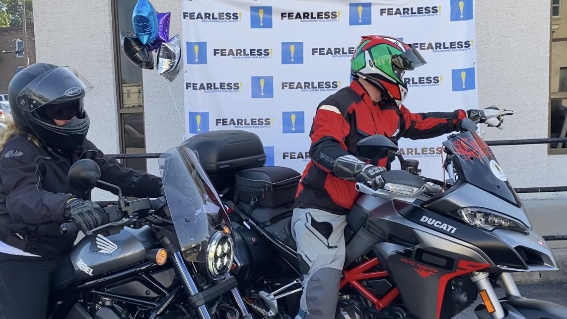 2 motorcycle riders