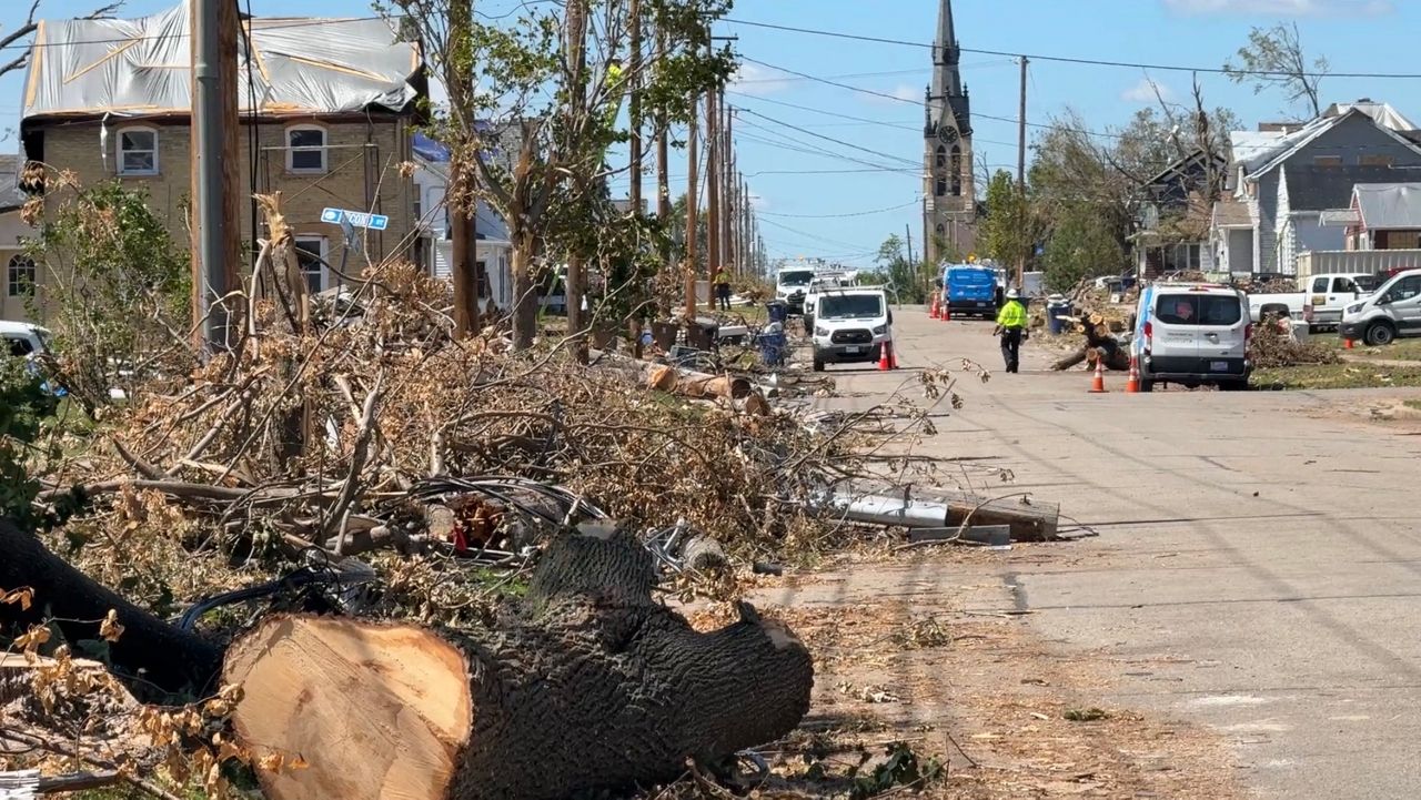 Fox Valley communities continue recovery efforts after tornado