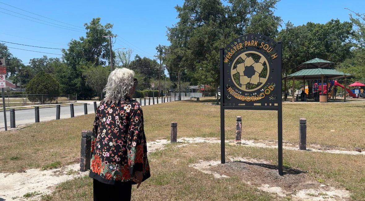 Madalynne Brooks' daughter, Beverly Boatright visiting Webster Park in lakeland. (Spectrum News)